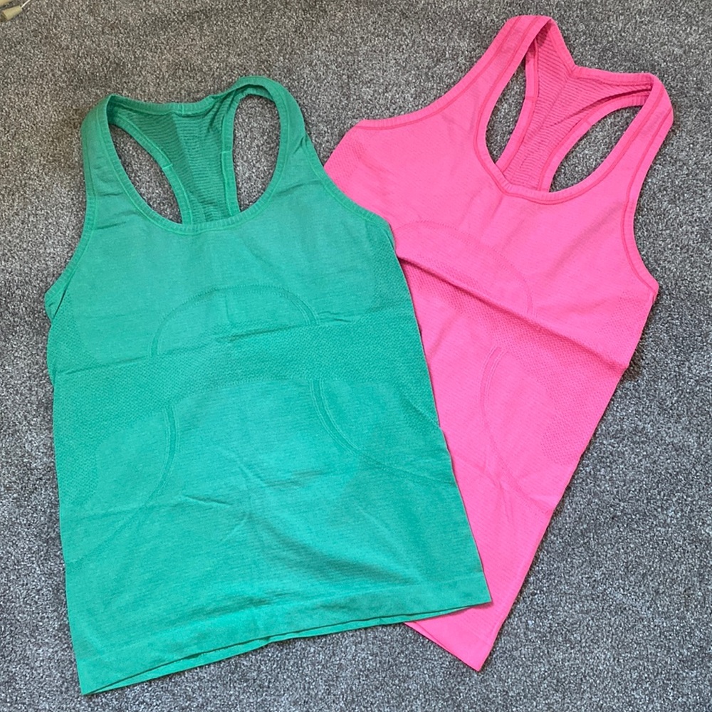 2 Lululemon tank tops